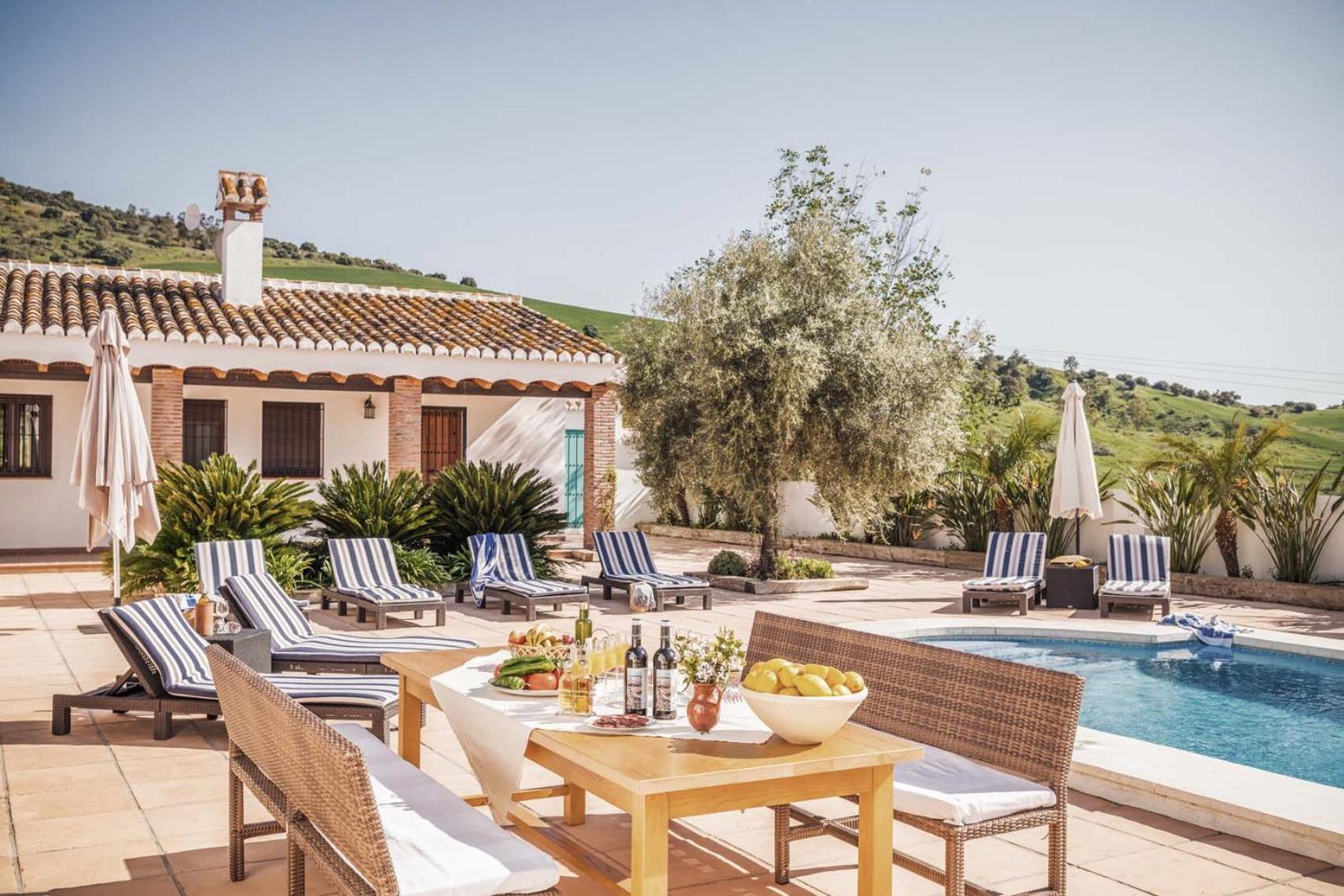 Cortijo Cantares By Rosas Cantares มาลากา ภายนอก รูปภาพ